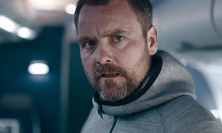 Neil Maskell in Hijack.