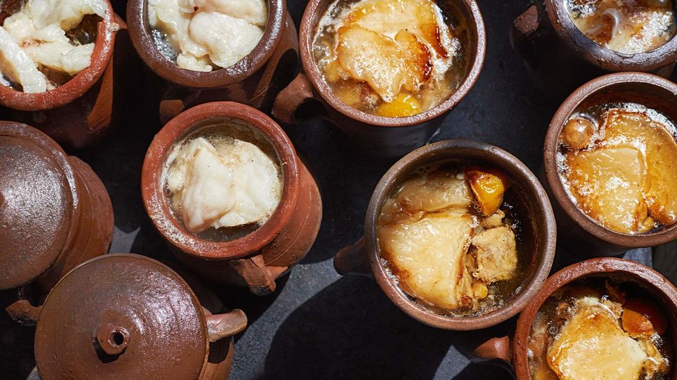 Piti is one of Azerbaijan's most popular dishes: a slow-cooked stew of lamb, chickpeas, saffron and lamb-tail fat served in clay pots (Credit: Simon Urwin)