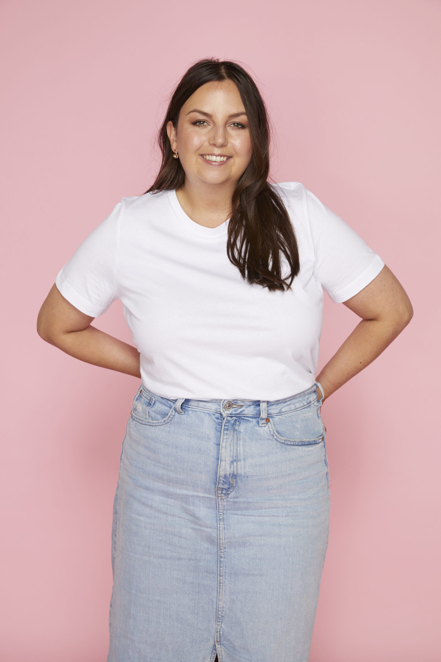 This white tee shirt from Very is is the right level of thickness