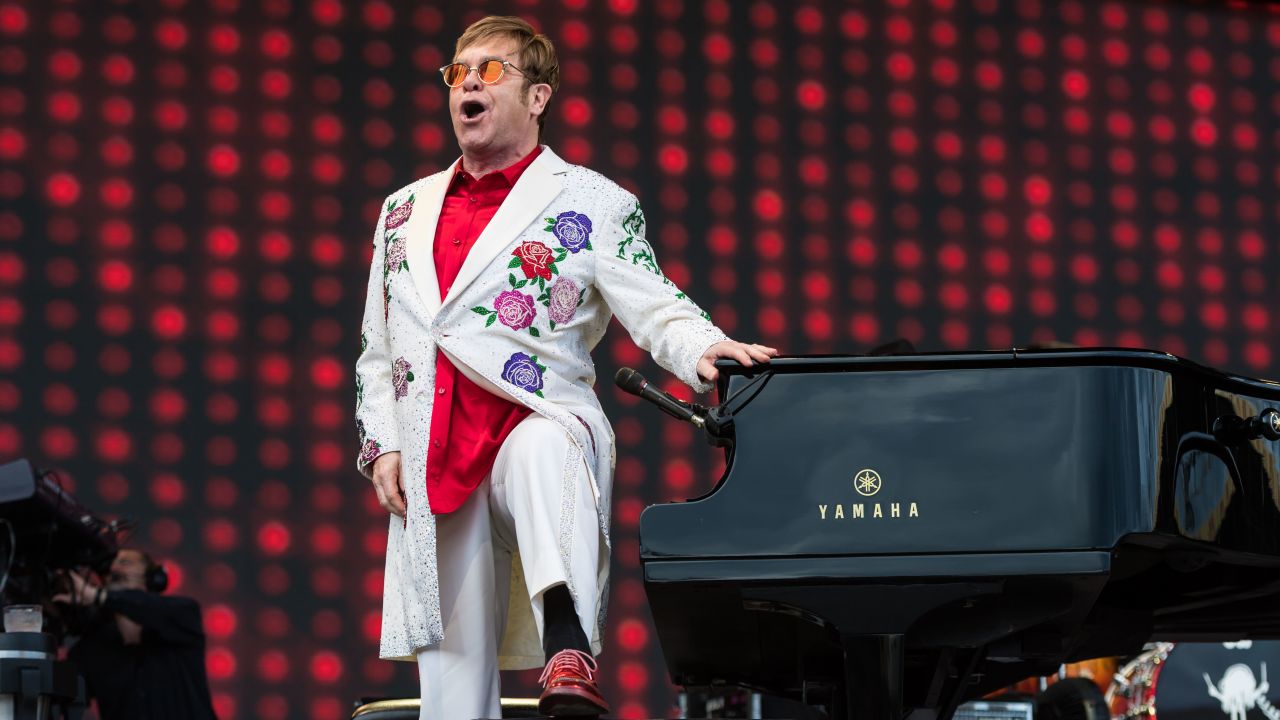 LONDON, ENGLAND - JUNE 03:  Elton John performs live at Twickenham Stoop on June 3, 2017 in London, England. (Photo by Ian Gavan/Getty Images for Harlequins)