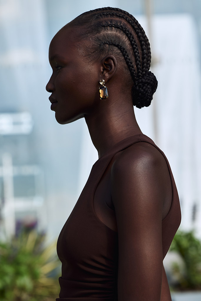 Model at Carolina Herrera. The runway extended to outdoors of the Whitney Museum.Photo taken with Canon RF 70-200mm f2.8