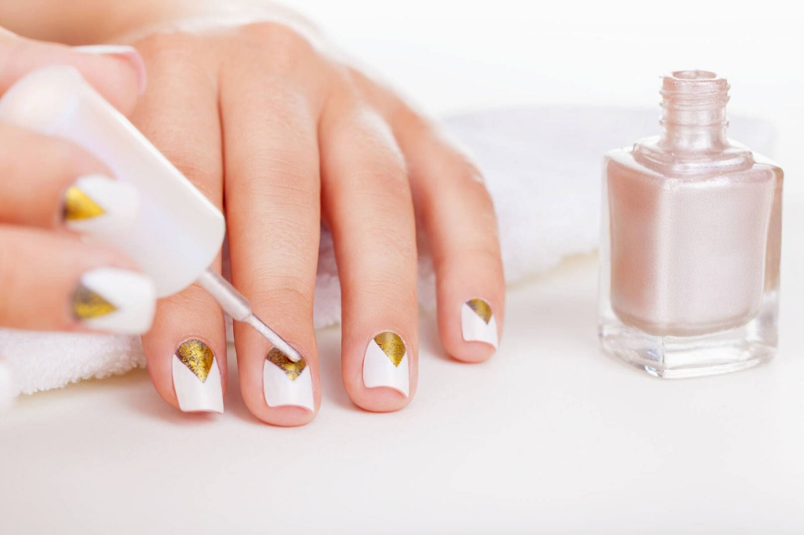 Gel polish (Image via Getty Images)