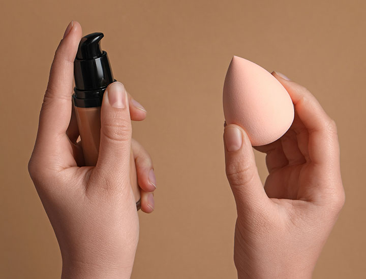 makeup-sponge-foundation