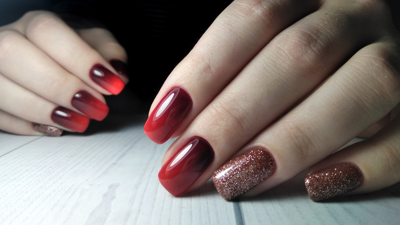 Square red nails