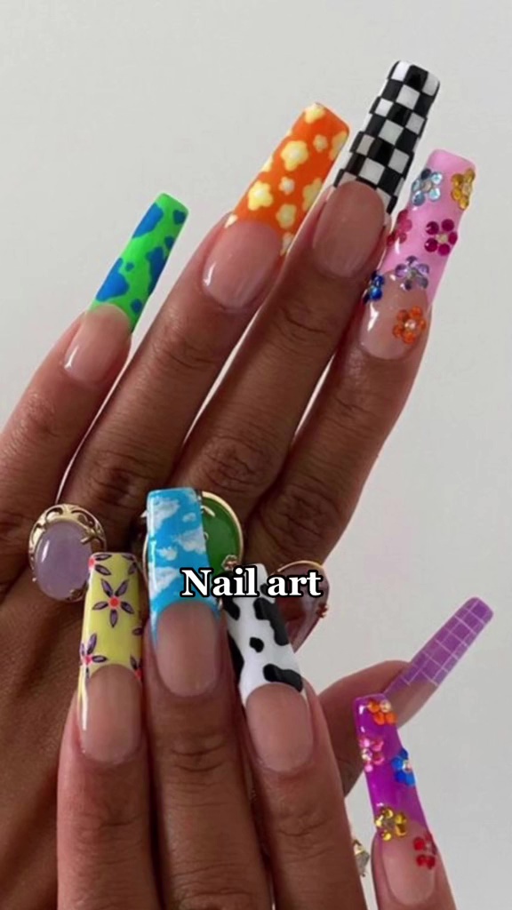 Antonia warned people against getting extravagant nail art