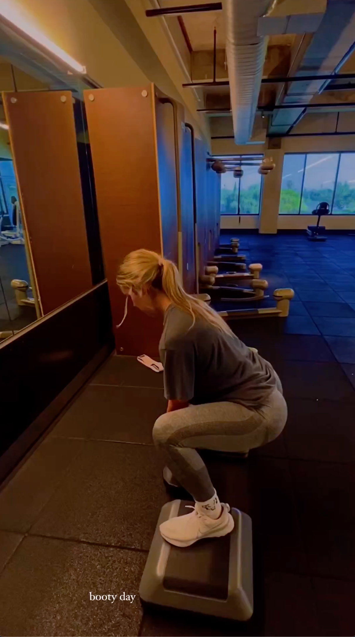 The American shared footage of herself from 'booty day' at the gym