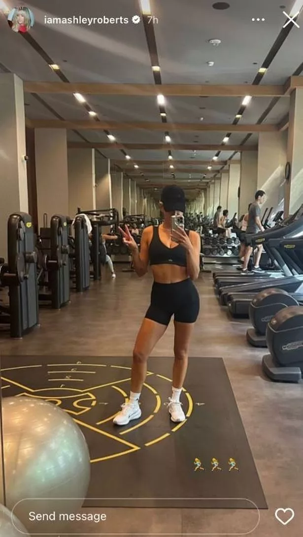 She took a break for a quick workout