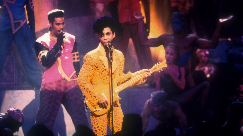 Prince at the 1991 VMAs