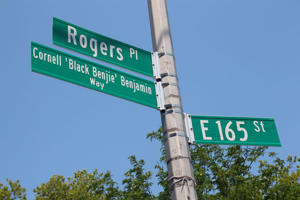 A street sign in the Bronx, New York reads 'Cornell 'Black Benjie' Benjamin Way.'