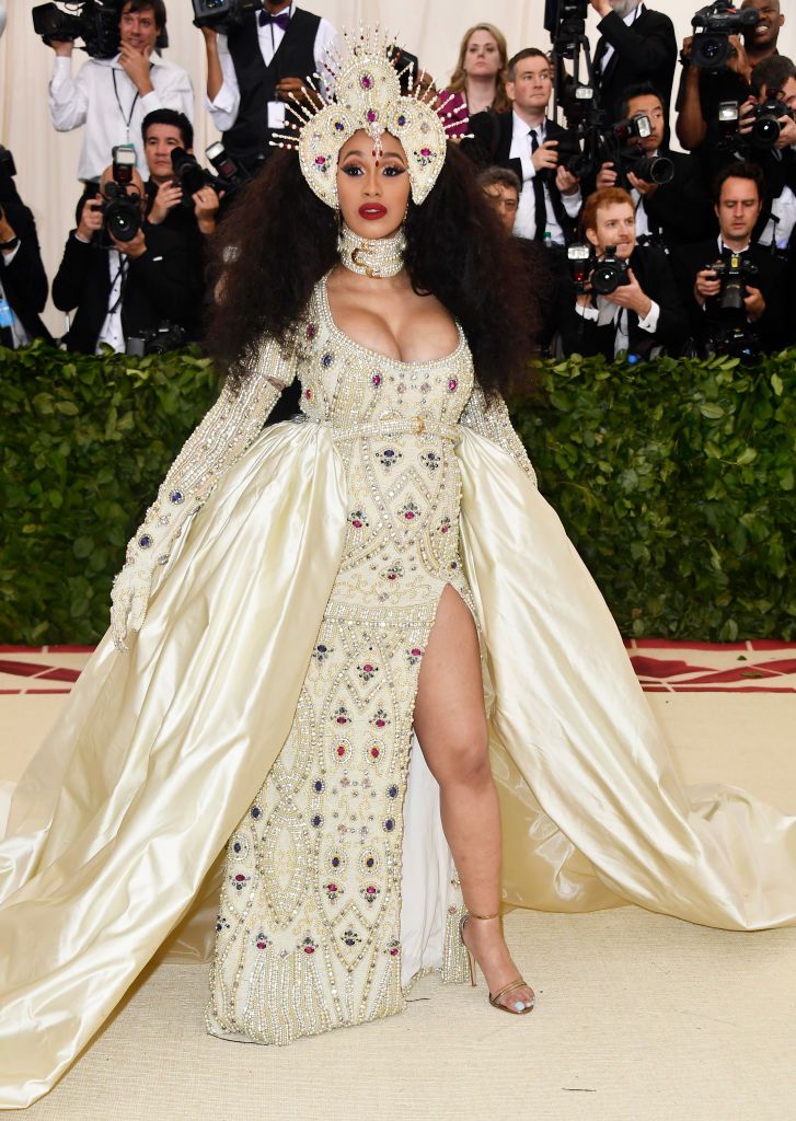 heavenly bodies fashion  the catholic imagination costume institute gala