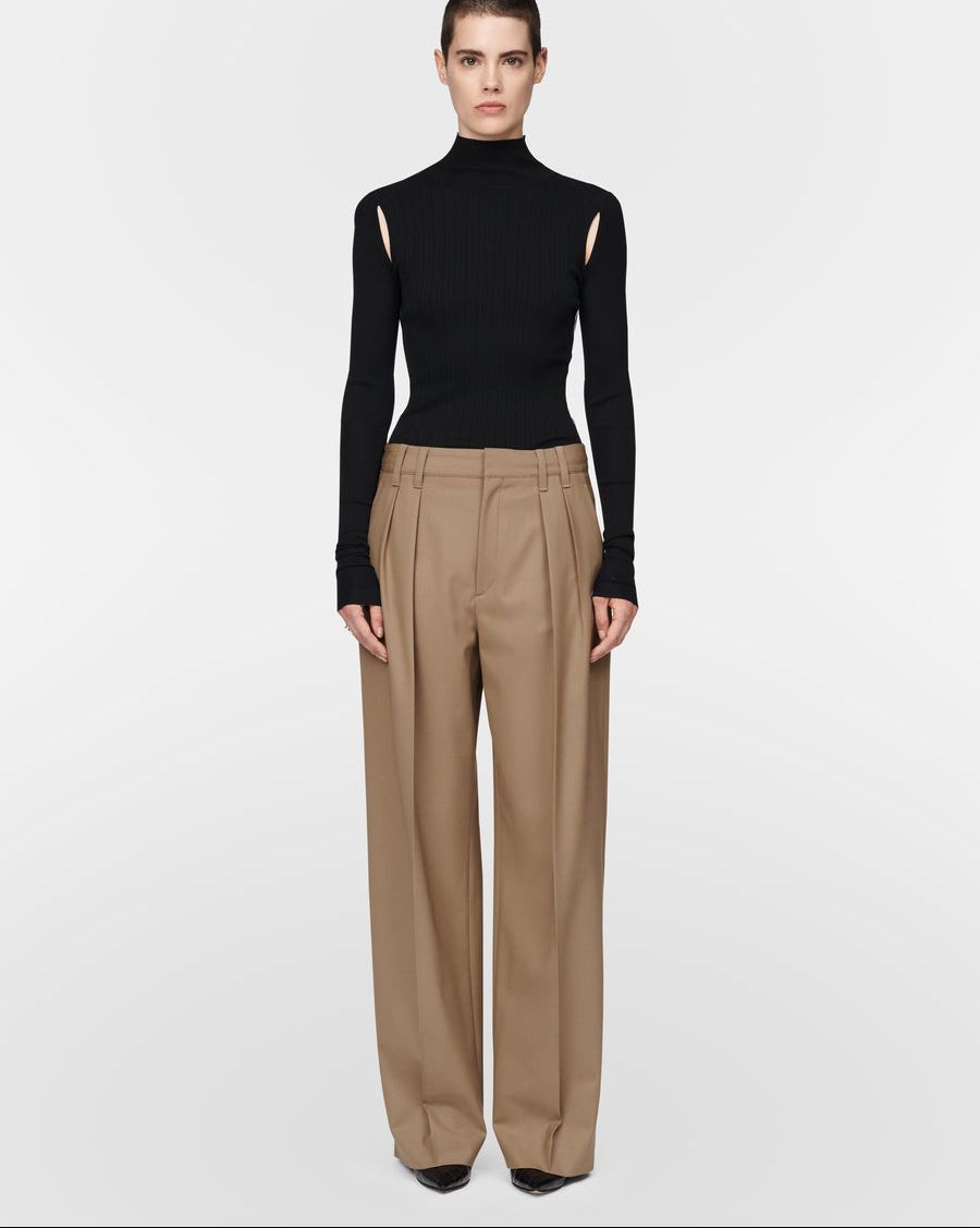 Mid Rise Pleat Front Trouser