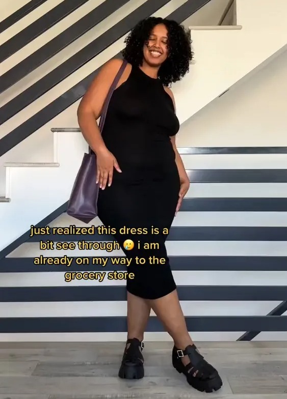 TikTok user Lookingforlids discovered a fault with her dress