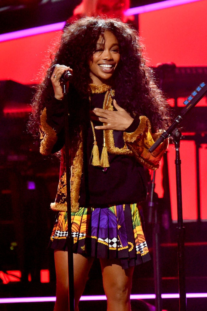 47 of SZA’s Most Iconic Beauty Moments  