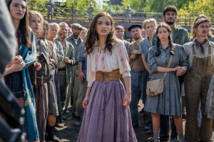 THE HUNGER GAMES: THE BALLAD OF SONGBIRDS AND SNAKES, Rachel Zegler (center), 2023. ph: Murray Close /© Lionsgate /Courtesy Everett Collection