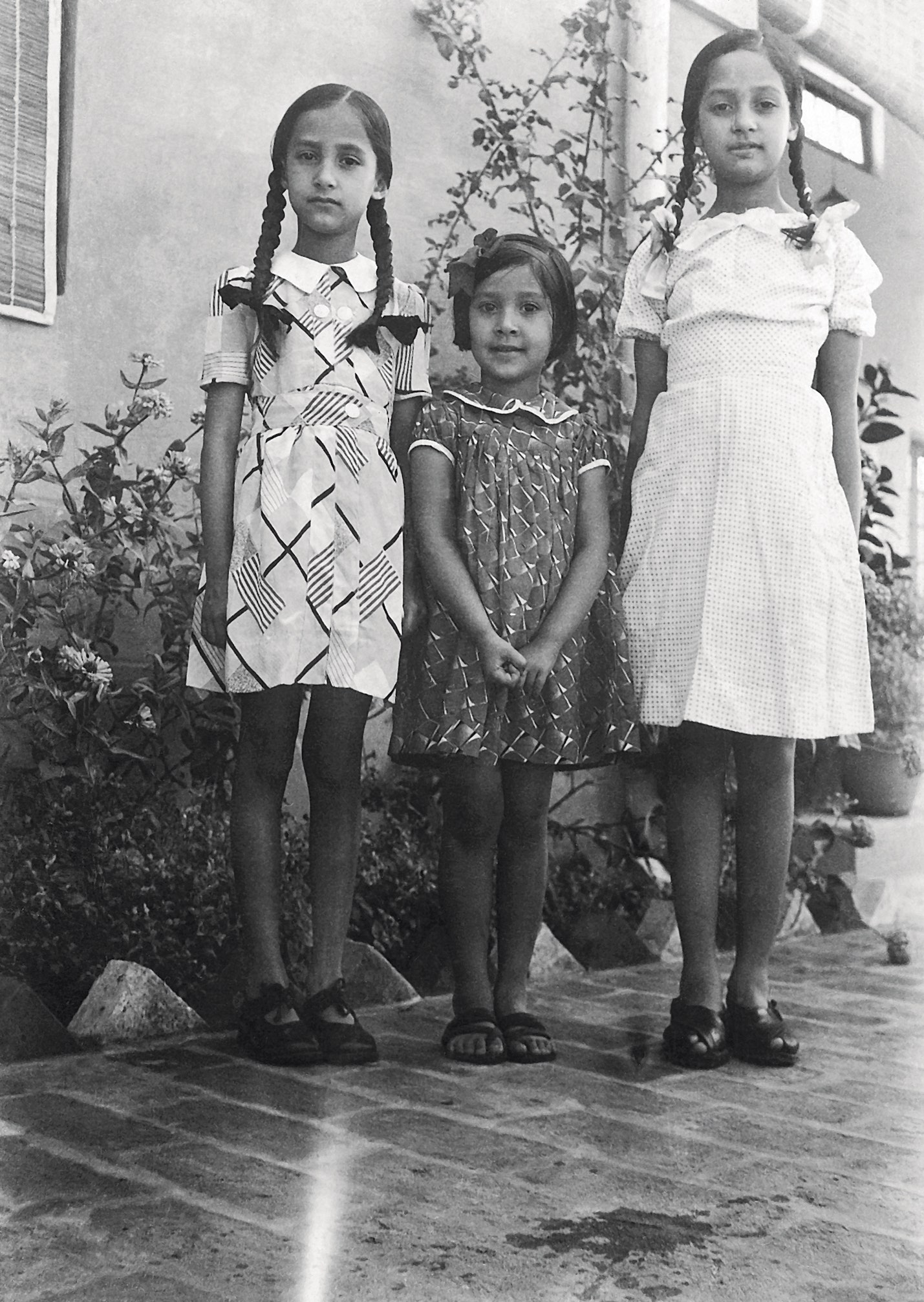 Madhur with her sisters in 1930s Kanpur.