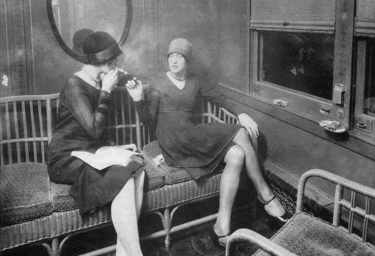 flappers smoking on train