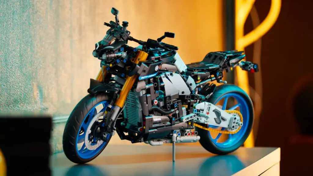 The Lego Technic Yamaha MT-10 SP set.