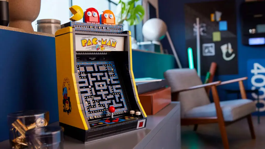 The Lego Icons Pac-Man Arcade set.