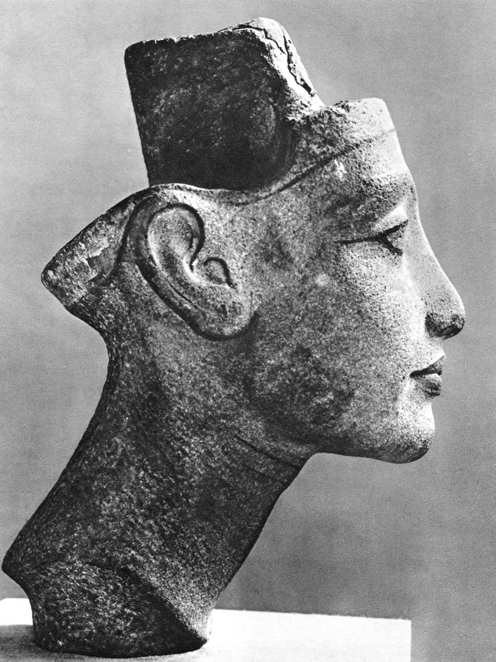 nefertiti, queen and wife of the pharaoh akhenaten, ancient egyptian, 14th century bc