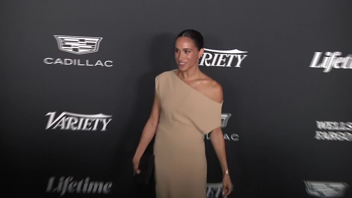 preview for Meghan Markle on the red carpet in Proenza Schouler