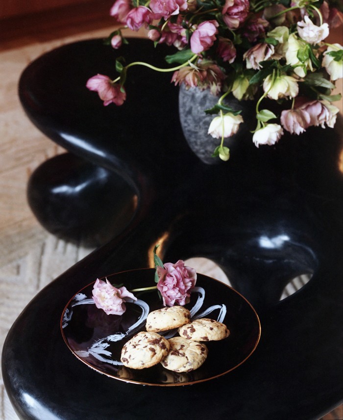 Summer’s vegan chocolate-chip cookies on a Hunt Slonem Rabbit Run plate