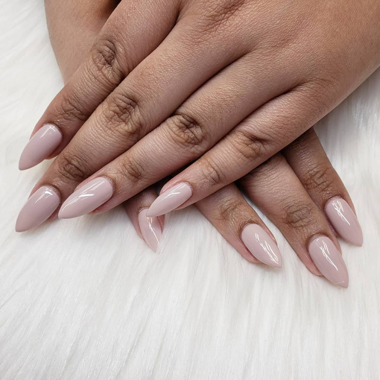 nude-nails-kalsrebelliousnails