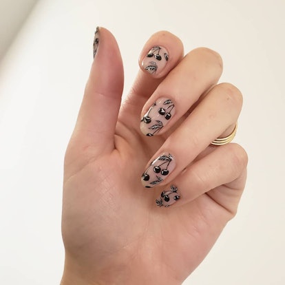 Black cherry nail art designs match the 