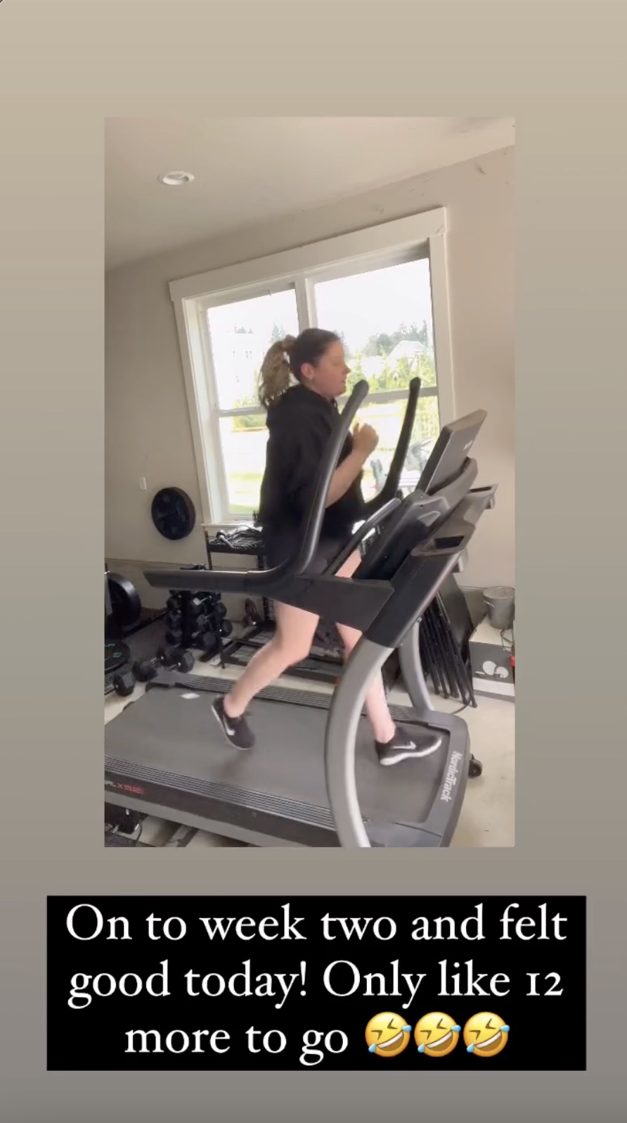 Tori Roloff showed off her weight loss while running on the treadmill in her at-home gym on Wednesday