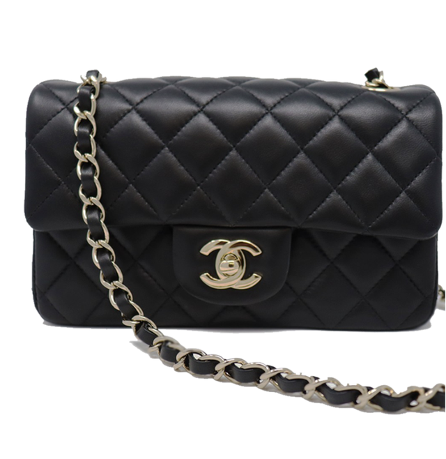 classic chanel mini flap in black