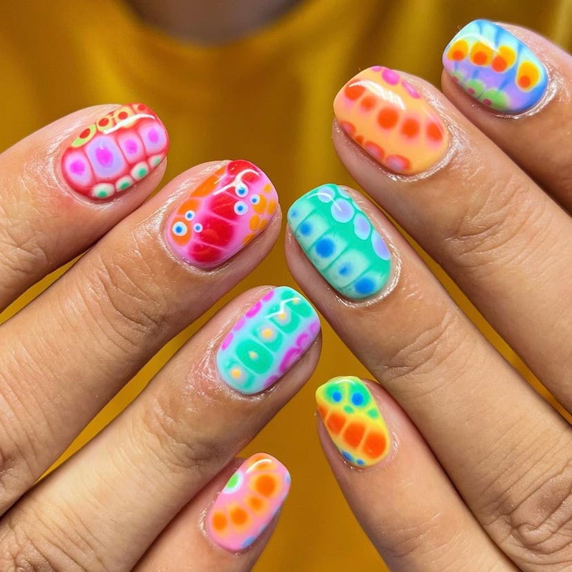 Retro nail designs made with 