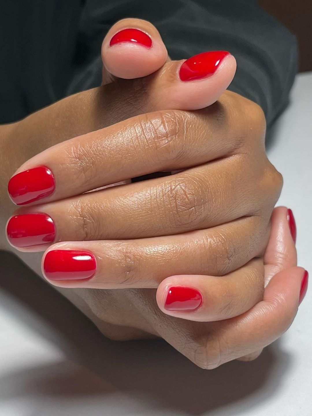 Red nails 