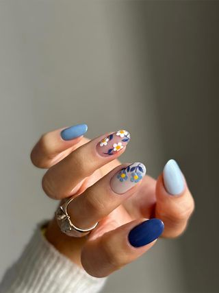 The Hang Edit Floral Nail Designs