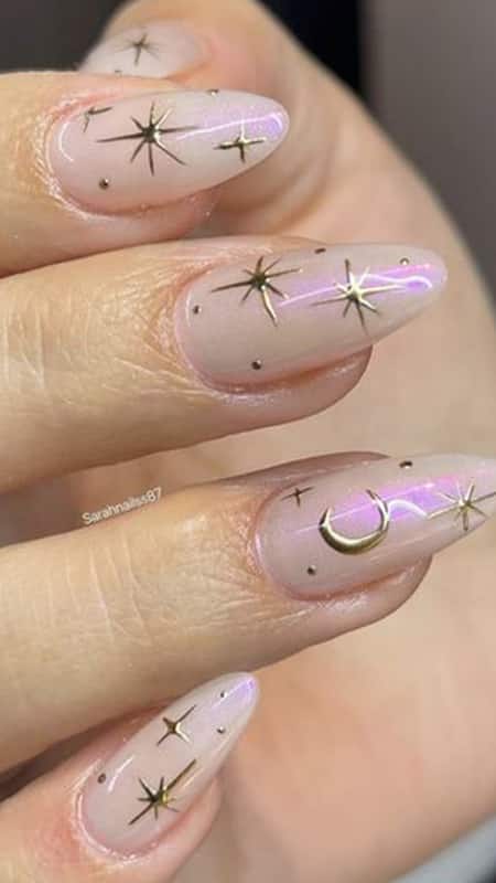 8 Trendy Nail Art Designs For Eid