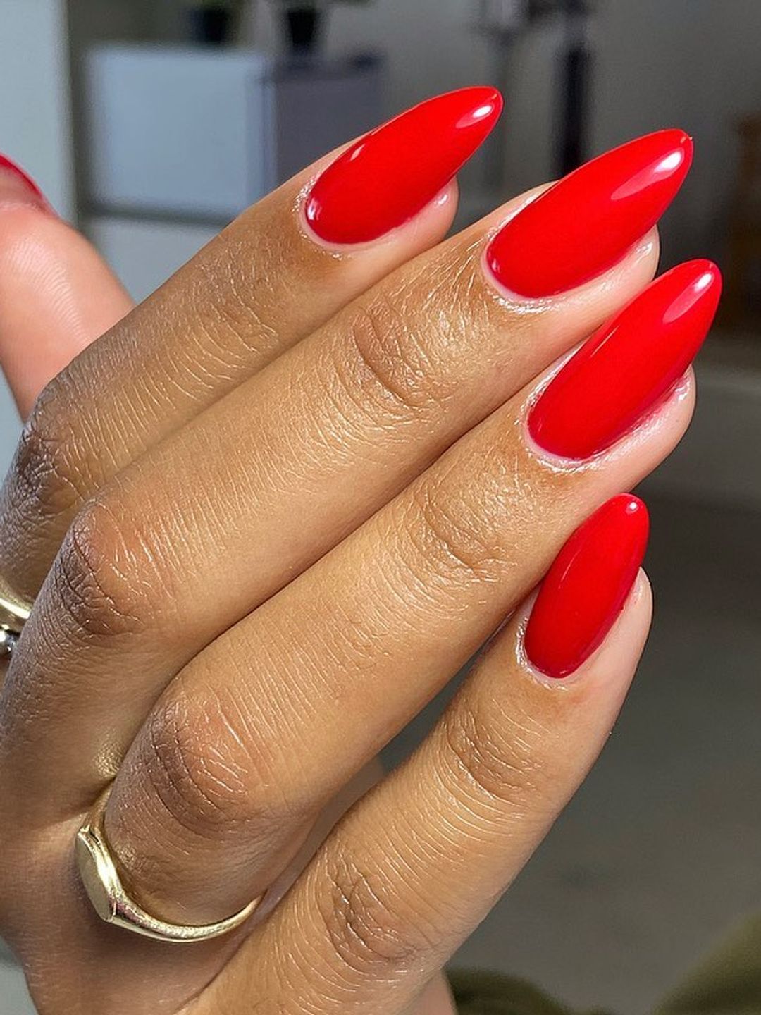 Red mani