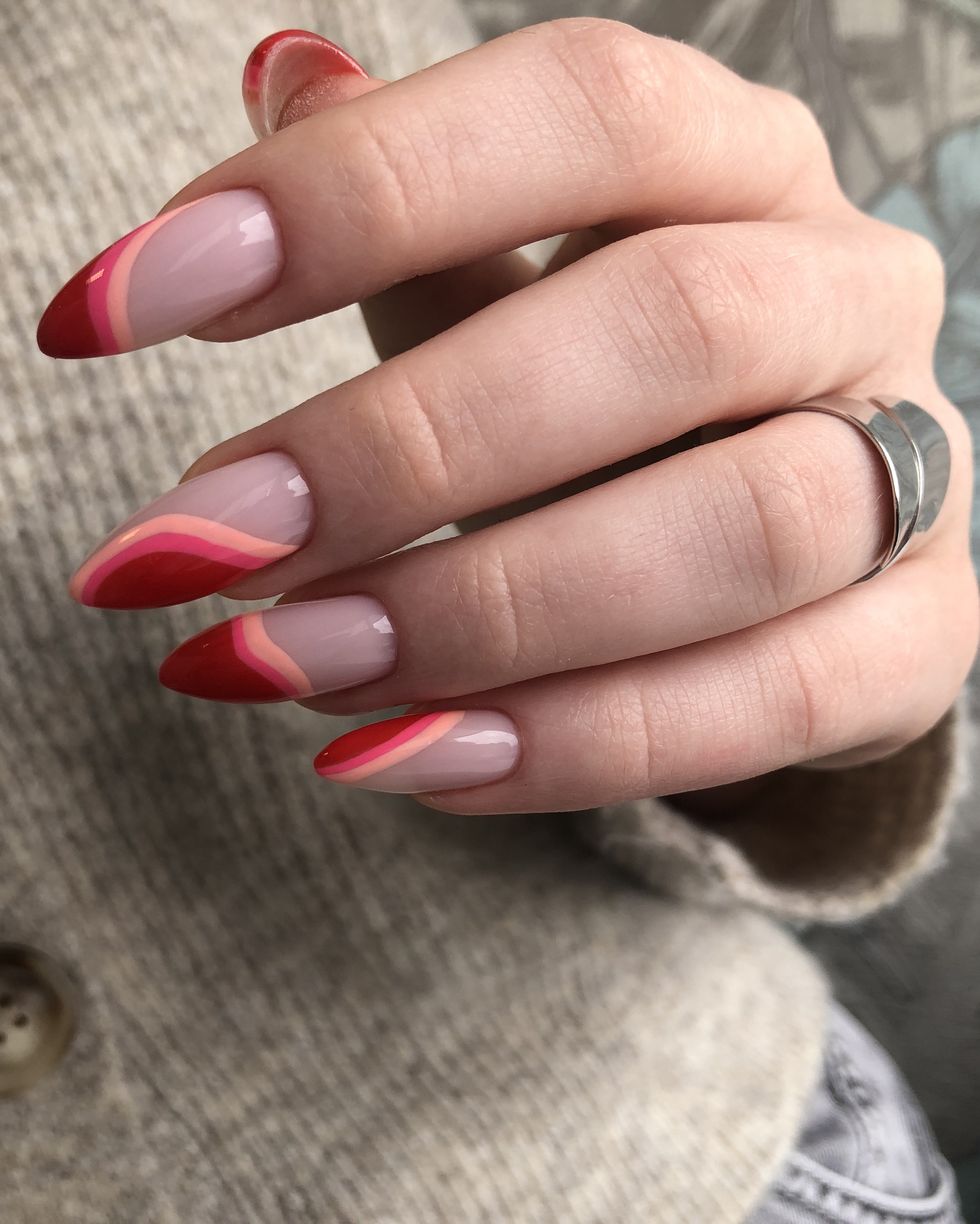 summer nail ideas wavy nails