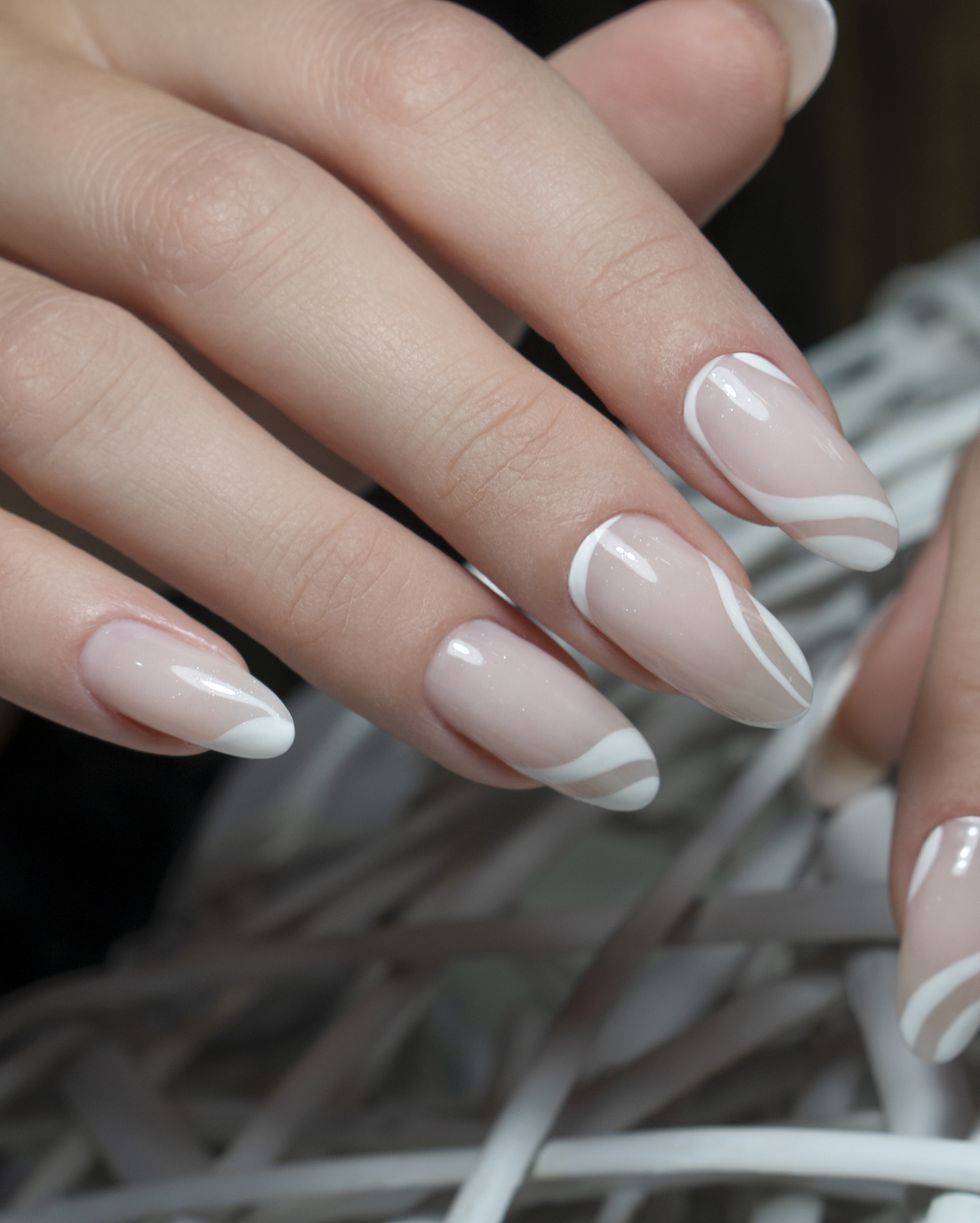 summer nail ideas white swirl nails