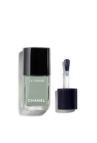 chanel nail polish 131 Cavalier Seul