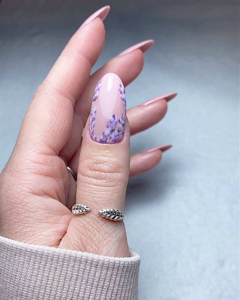 These wisteria nail art designs are inspired by 'Bridgerton.'