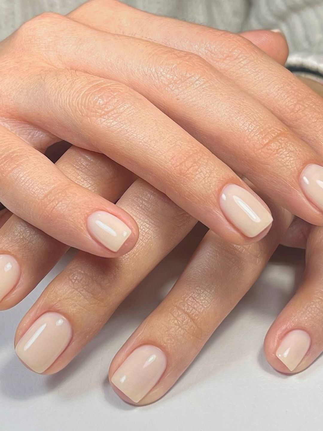 Neutral nails