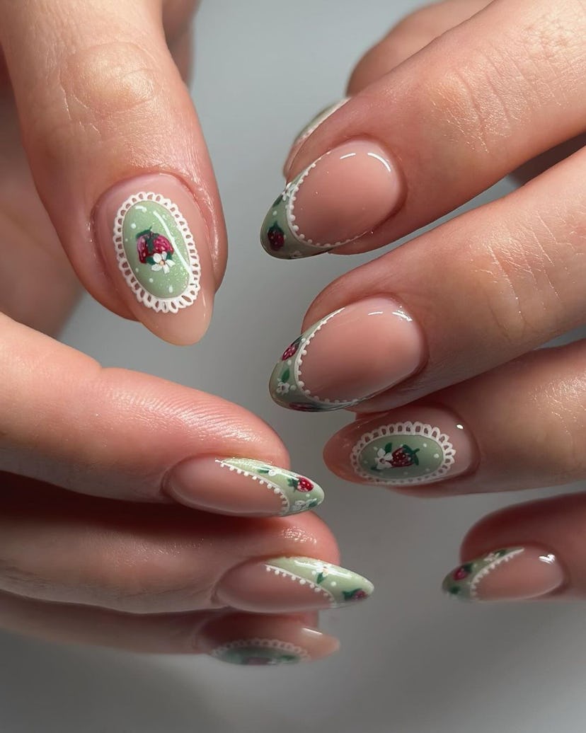 These rococo nails are inspired by 'Bridgerton.'