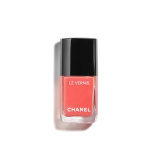 Chanel Le Vernis Longwear Nail Colour in 121 Première Dame