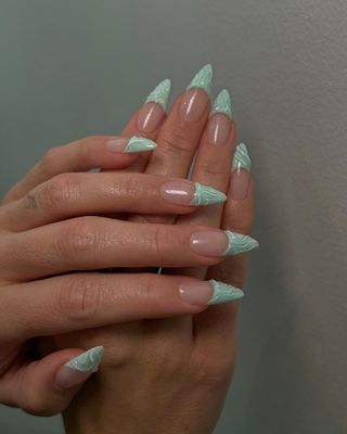 @nailartbyqueenie mint green French tips