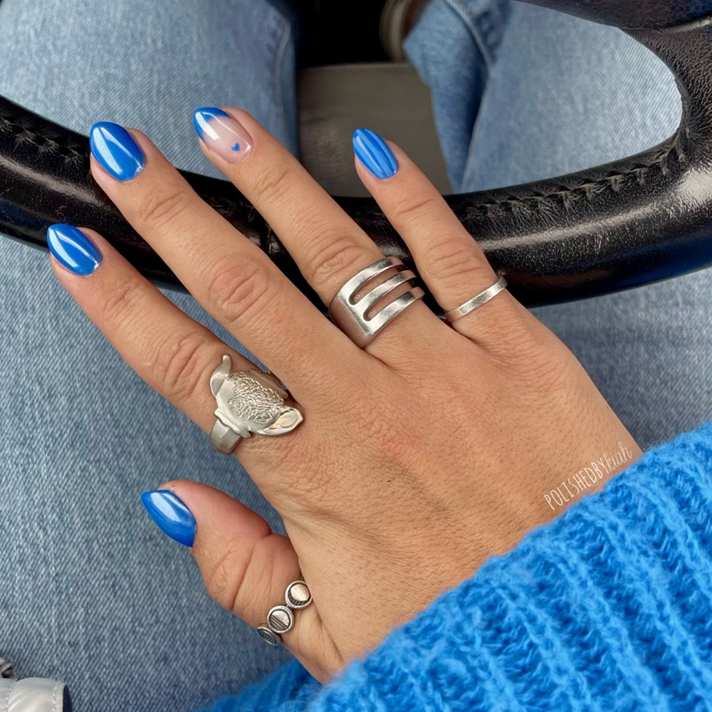 blue chrome heart nails