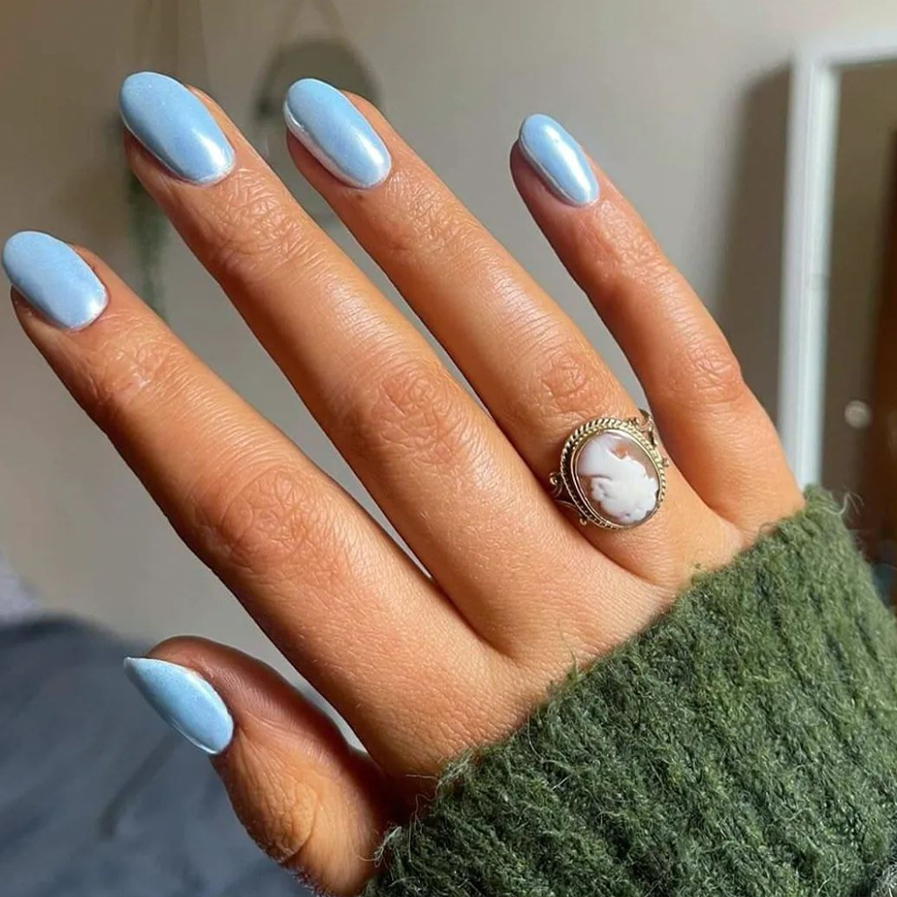 light-blue-chrome-nails