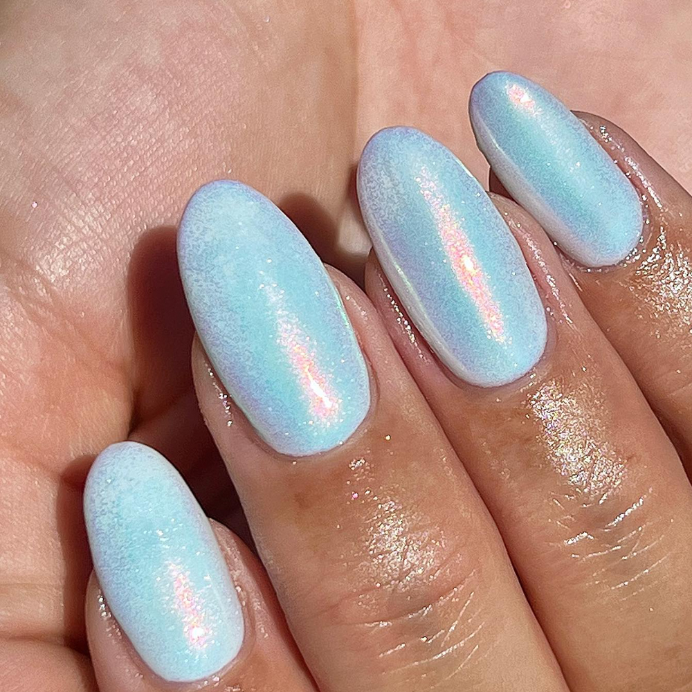 pearly blue chrome nails