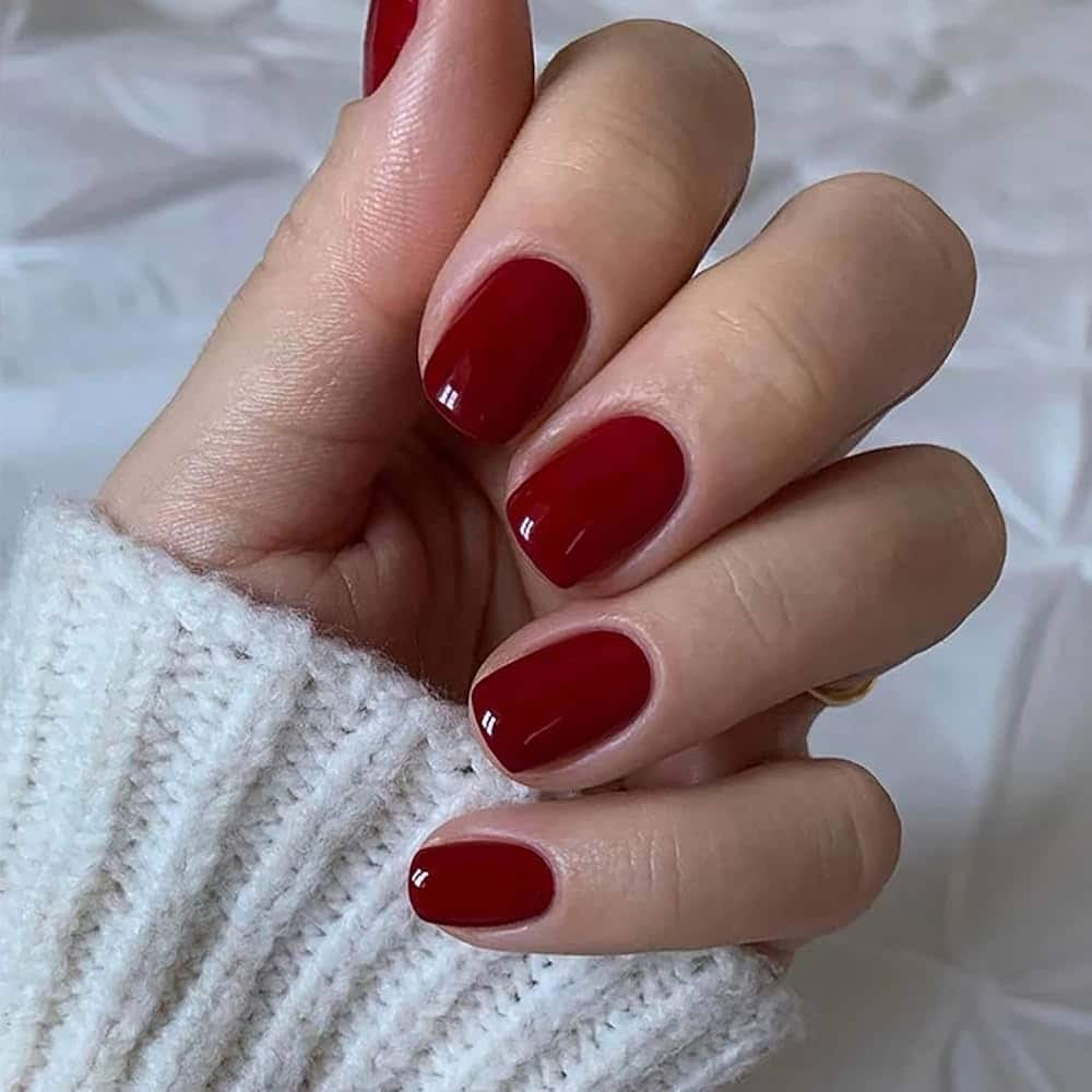 Short red nails