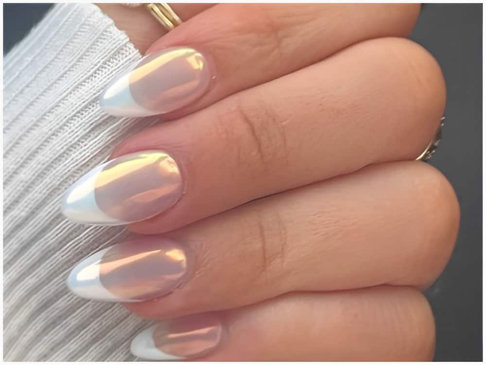 Glazed white French tips