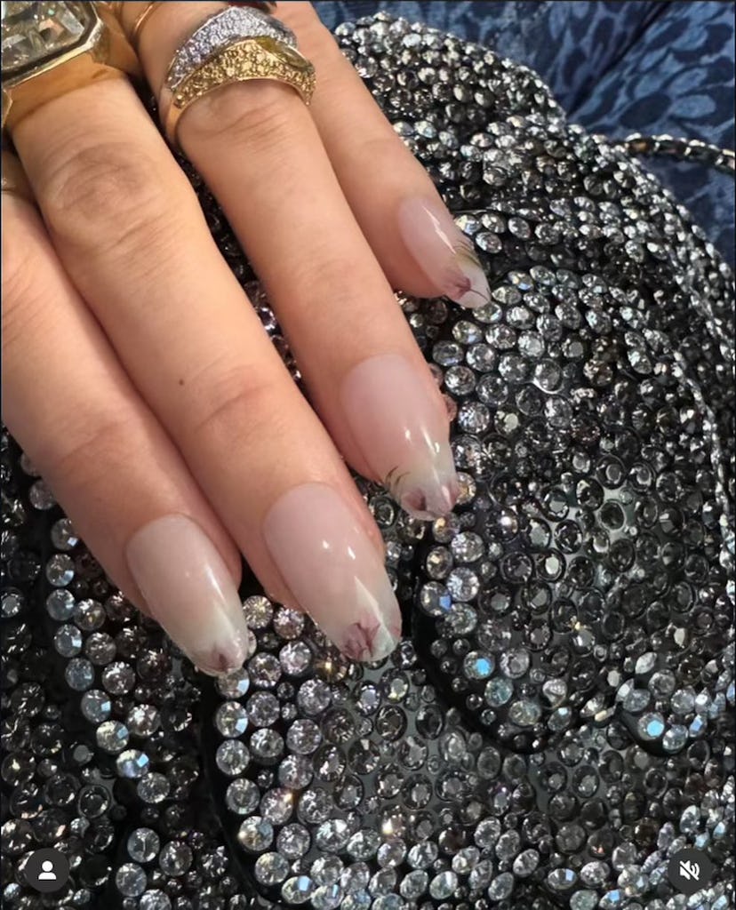 Blake Lively wore floral nails in honor of 'It Ends with Us.'