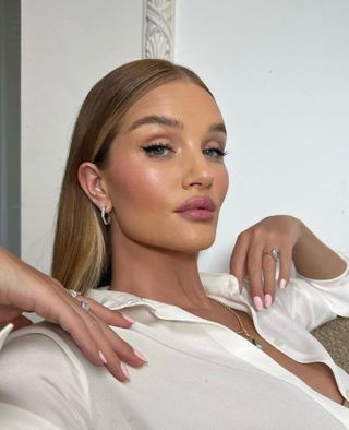 Rosie HW baby pink nails