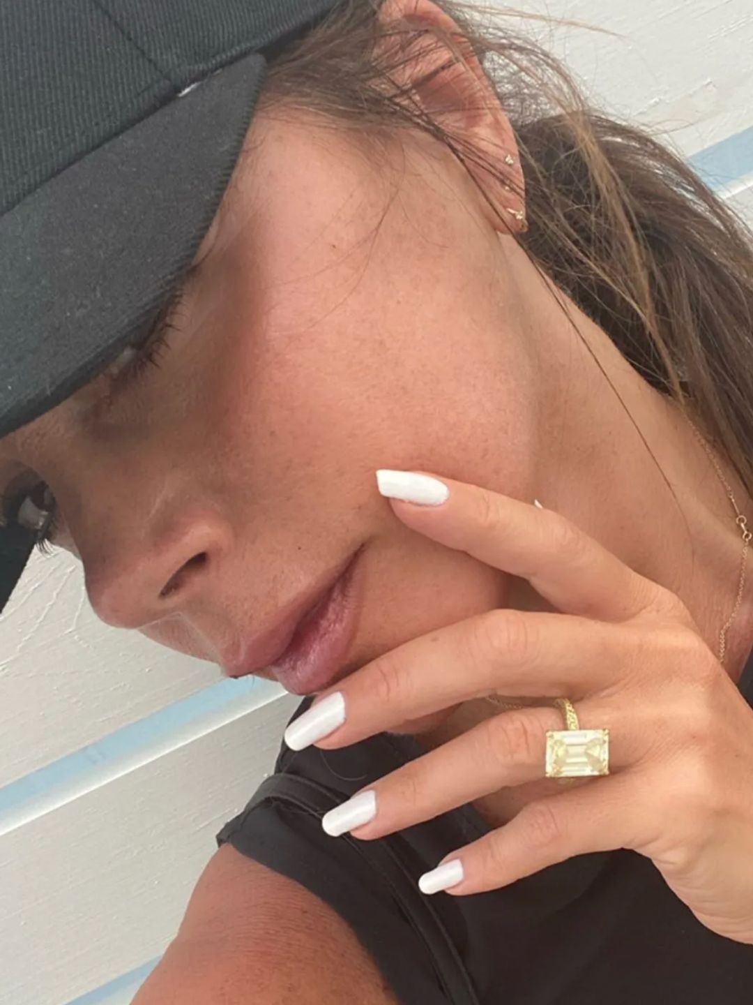 Victoria is also a fan of white manicures, and shared this photo in 2020